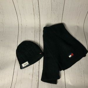 Tommy Hillfiger Scarf and Beanie, OS